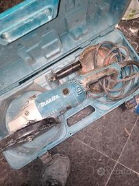 smerigliatrice grande Makita 