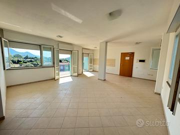 Pari al Nuovo, Quadrivano con Terrazza e P.Auto