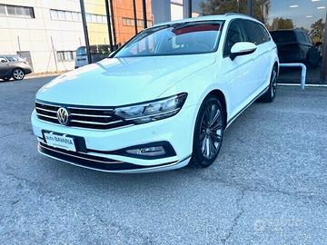Volkswagen Passat Variant 2.0 TDI SCR EVO DSG Exec