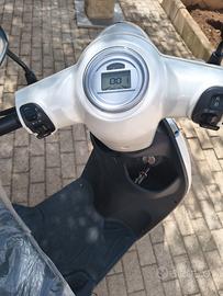 Scooter elettrico nuovo