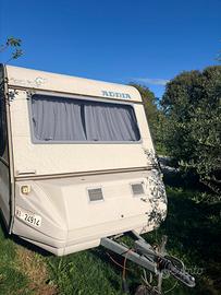 Roulette / caravan adria 4050 TK