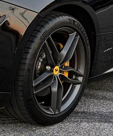 Gomme Michelin Pilot Alpin 285/35 20” e 235/35 20”