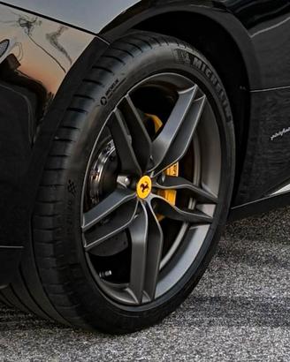 Gomme Michelin Pilot Alpin 285/35 20” e 235/35 20”
