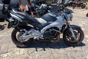 Suzuki GSR 600