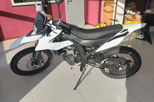 Moto Da Enduro Stradale Malaguti XTM 125