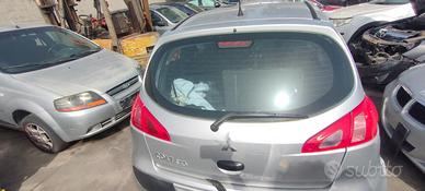 MITSUBISHI COLT 2006 PORTELLONE POSTERIORE
