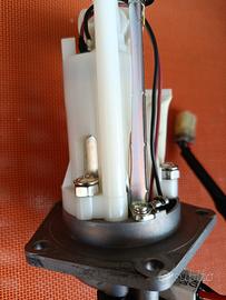 pompa benzina er6n Kawasaki originale 2009 2011