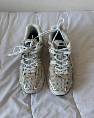 scarpe Nike Vomero 5