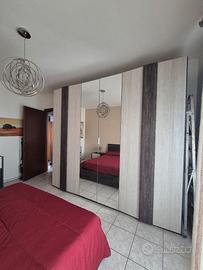 Camera da Letto Moderna – Solo 2 Anni di Vita!