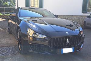 Maserati Ghibli 330 CV MHEV GT