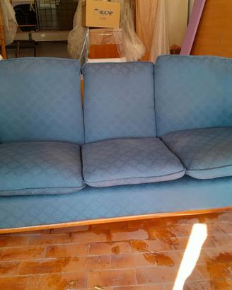 Divano 3 posti struttura in legno