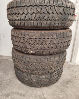 gomme invernali 225/65 R16
