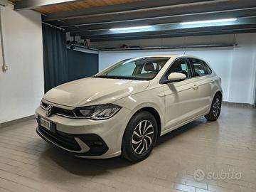• Volkswagen Polo 1.0 TSI 95 CV Life