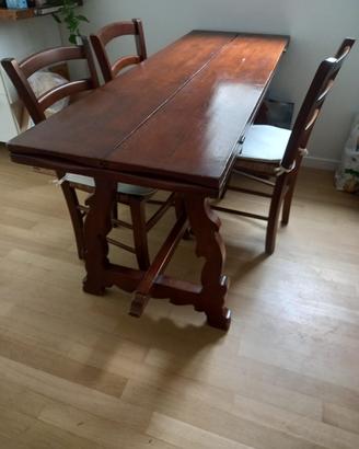 Tavolo fratino allungabile in legno - €500