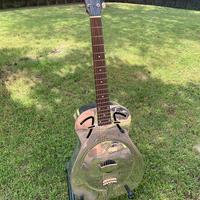 Chitarra resofonica FENDER FR 48