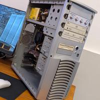 Pentium 4, 2GB, ATI Radeon 9700 Pro - Pc Retro