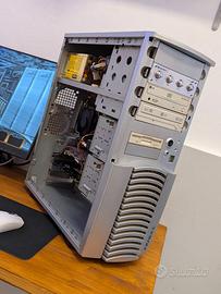 Pentium 4, 2GB, ATI Radeon 9700 Pro - Pc Retro