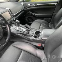 Porsche Cayenne 3.0 D 