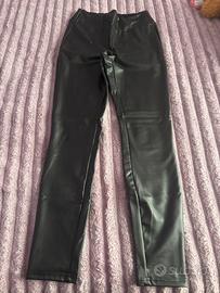 pantaloni in pelle