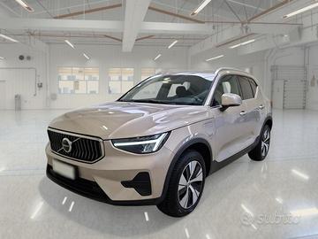 VOLVO XC40 T4 RECHARGE PLUG-IN AUTO CORE SUV