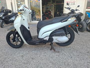 Honda SH 300 i