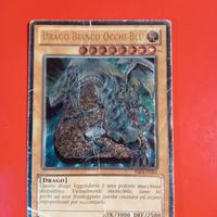 Yu-gi-oh Drago bianco Occhi blu 