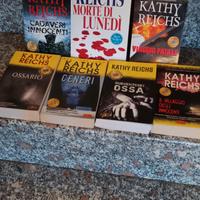 7 libri thriller di KATHY REICHS 