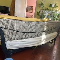Struttura letto/divanetto in ferro battuto antico