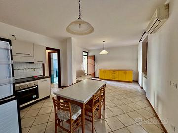 2 LOCALI A DESENZANO DEL GARDA