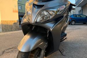 Suzuki Burgman 400 - 2008