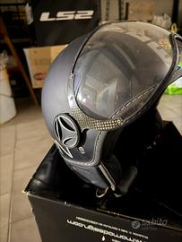 Casco momo design