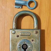 Antico lucchetto francese, funzionante 