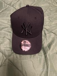 Cappello new era neri