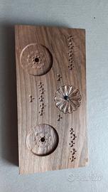 Portacandele artigianale in legno di noce