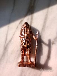 soldatino kinder anni 70/80 " Toro Seduto"