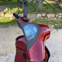 Vespa 50HP unico prpretari  senza passaggio propre