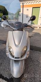 Scooter Yamaha Majesy 180