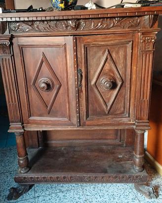credenza antica