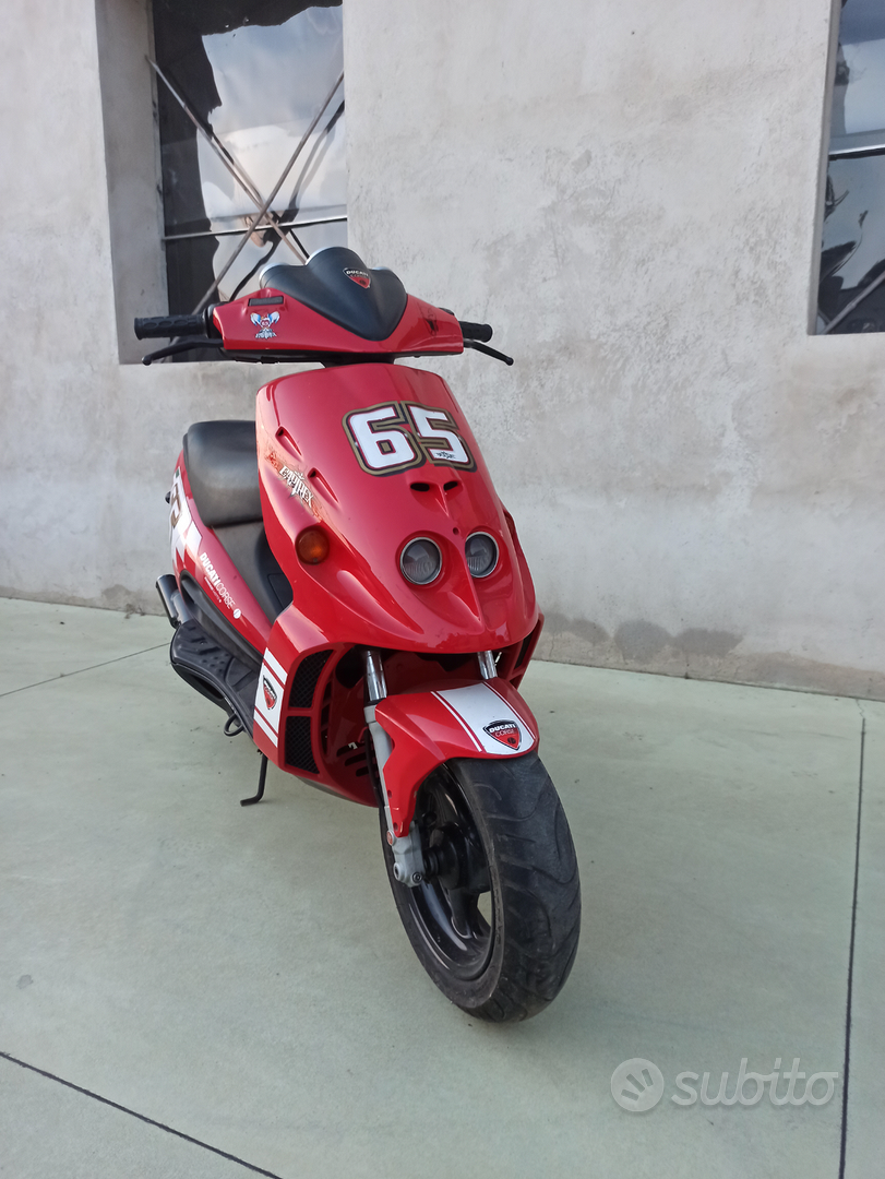 Ducati Corse Phantom F12 50 Cc 50cc Scooter Phantom Phantom F12