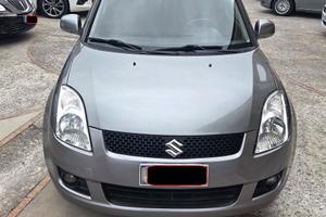 Suzuki Swift 1.3 5p. GLX BEN TENUTA NAVIGATORE GAR