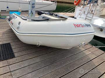 Gommone T27 con motore Honda 6 HP 2 cilindri - 4 T