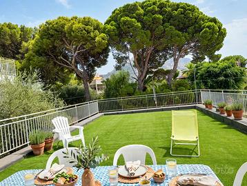 villetta Mondello con terrazza 600 mt dal mare