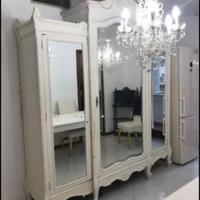 armadio antico laccato bianco