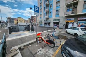 PIAZZA BENGASI - x AGENZIA VIAGGI - CENTRO SERVIZI
