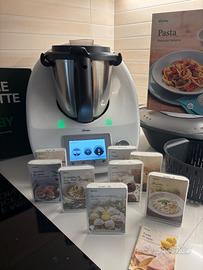 Bimby TM5 completo di accessori e ricettari