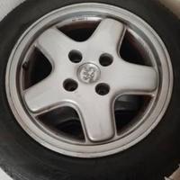 4 Gomme estive 175/65 R14 con cerchi