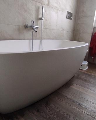 vasca da bagno Deep di Agape in Exmar bianca