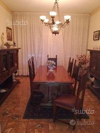 Sala da pranzo in stile classico spagnolo