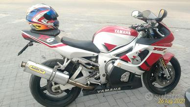 Yamaha R6 anno 2000