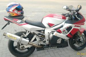 Yamaha R6 anno 2000